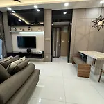 Dangabay 2Bedroom Seaview Luxury Design Unit
