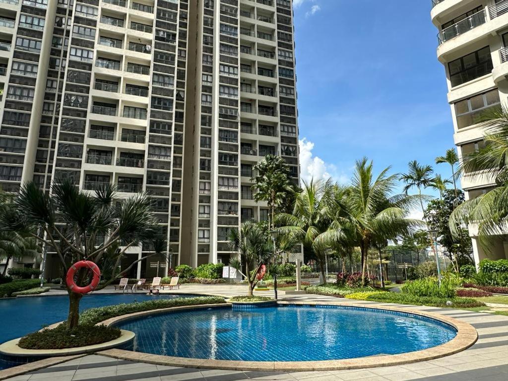 Dangabay 2bedroom Seaview Luxury Design Unit * Johor Bahru