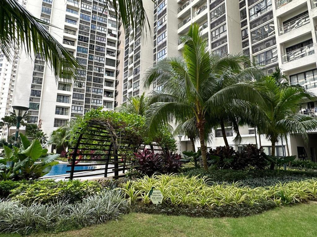 Dangabay 2bedroom Seaview Luxury Design Unit *