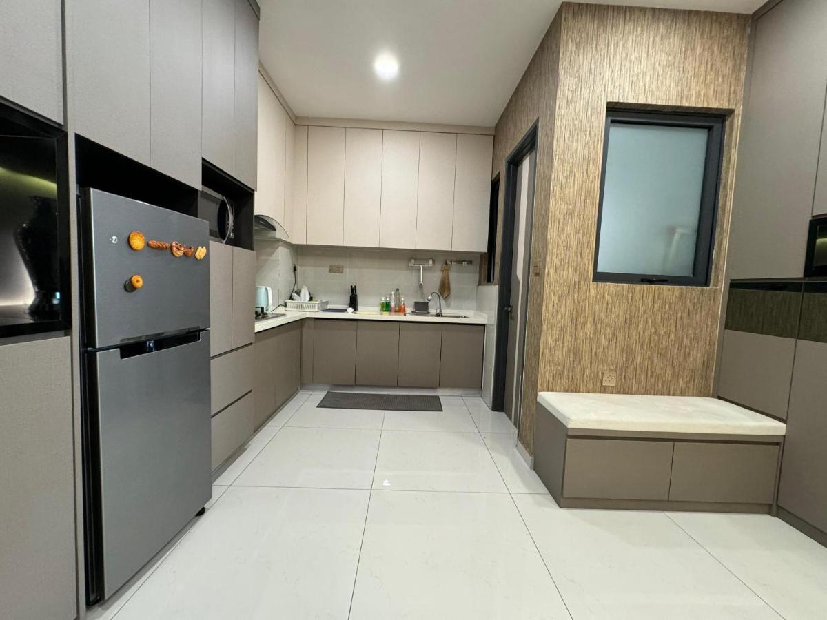 Dangabay 2bedroom Seaview Luxury Design Unit Pangsapuri